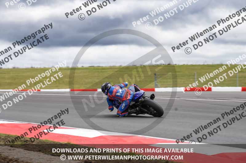 cadwell no limits trackday;cadwell park;cadwell park photographs;cadwell trackday photographs;enduro digital images;event digital images;eventdigitalimages;navarra;no limits trackdays;peter wileman photography;racing digital images;trackday digital images;trackday photos